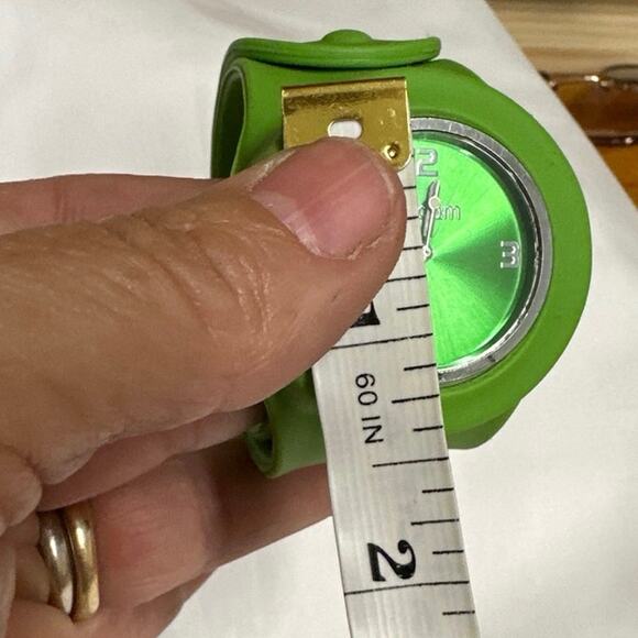 Slap watch, in green SS.com needs new battery - Picture 6 of 6